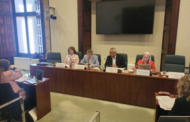 Traslladem al Parlament les necessitats de les persones amb MII